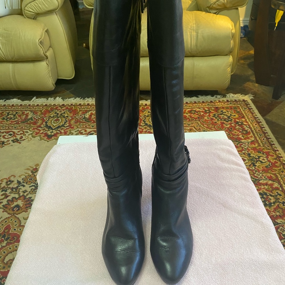 Bandolino leather boots